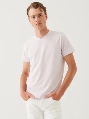 Patrick Assaraf Pima Cotton Stretch V-Neck T-Shirt in Misty Rose