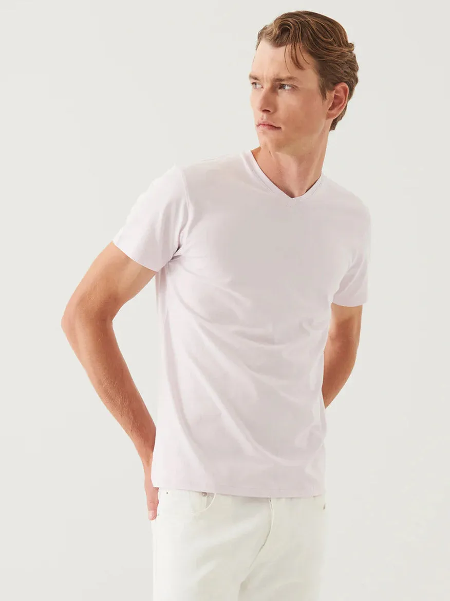 Patrick Assaraf Pima Cotton Stretch V-Neck T-Shirt in Misty Rose