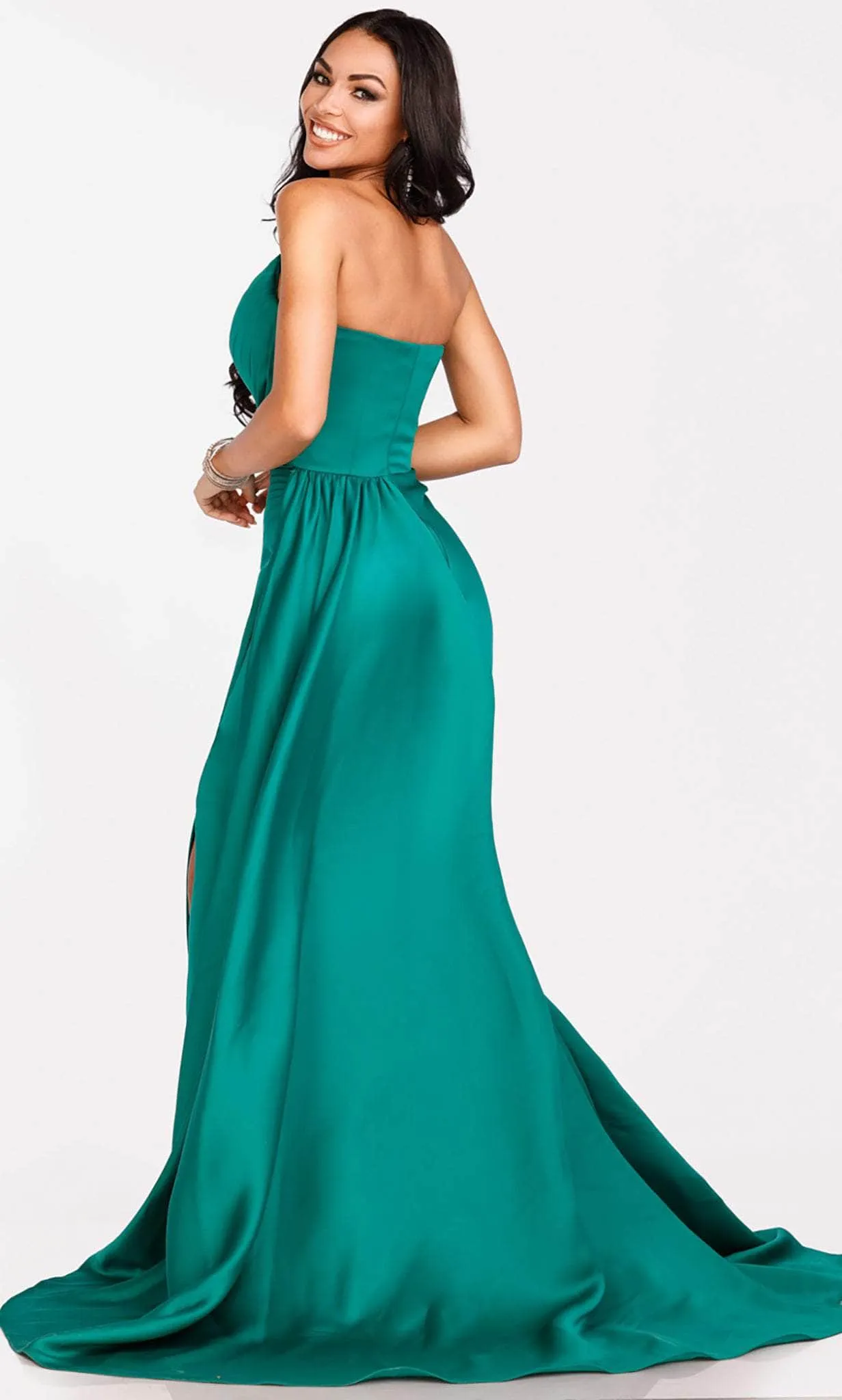 Terani Couture 231P0062