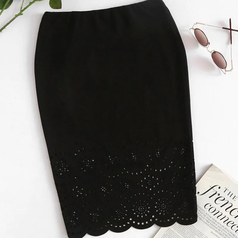THE BETTY BLACK SKIRT