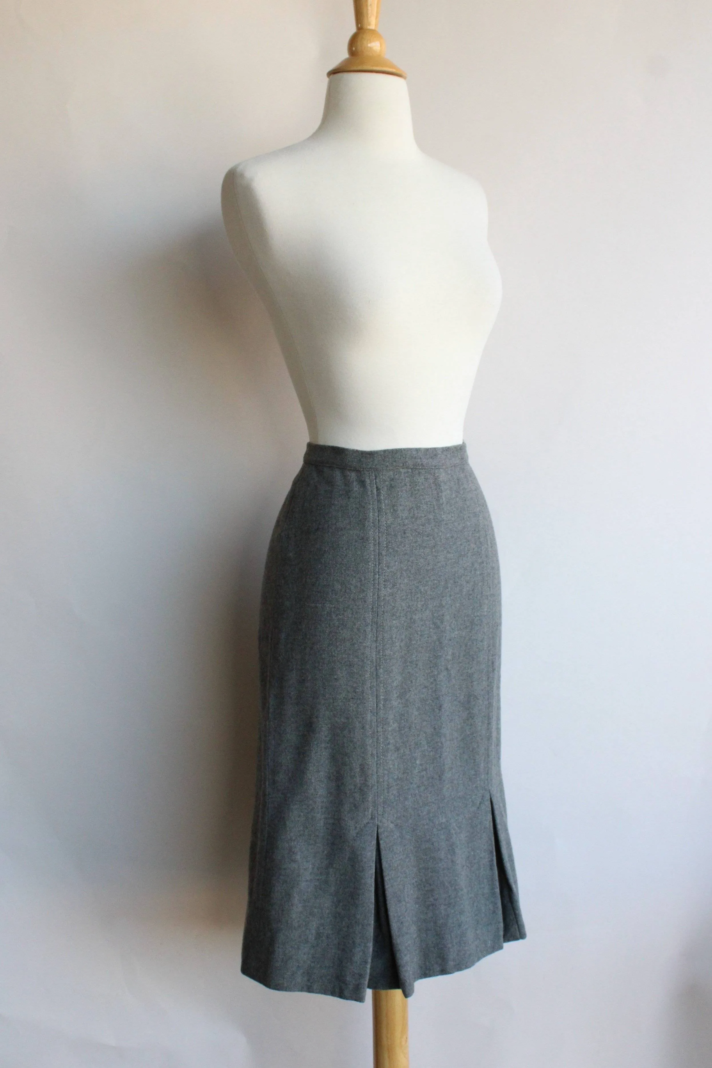 Vintage 1950s Grey Wool Skirt by Century of Boston