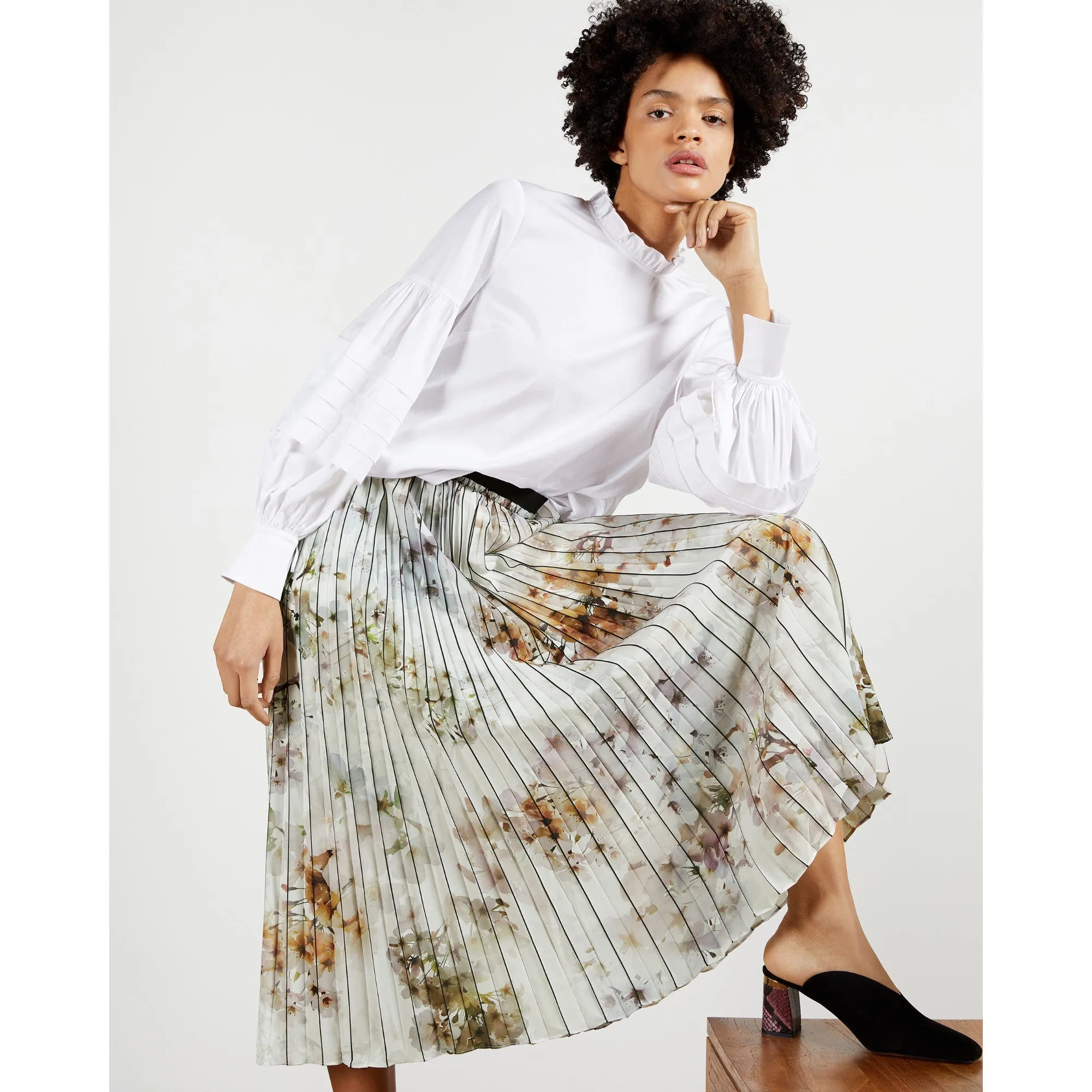 Women Flavvia-Vanilla Printed Pleated Skirt - White